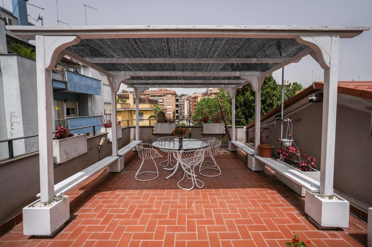 Stunning Terrace Vatican City Apartment Rome Bagian luar foto